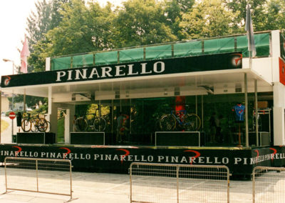 hst eventi noleggio truck brand pinarello